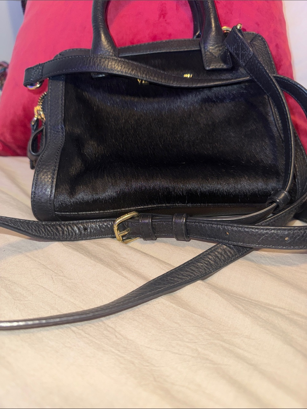 Vera Bradley Black Natalie Bag - Picture 2 of 3